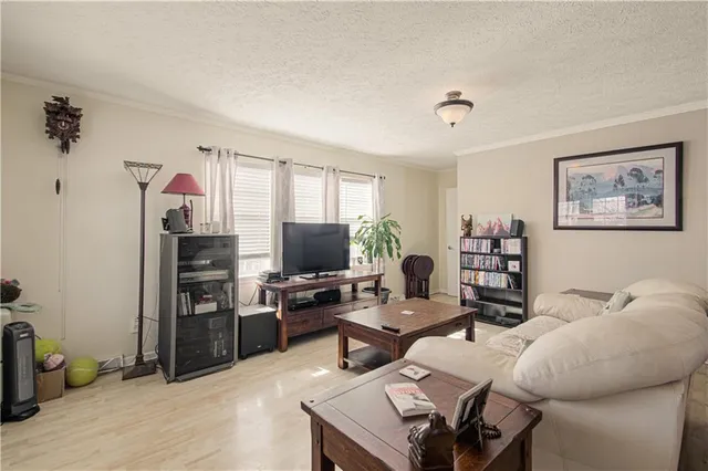 $320,000 | 3316 North 85 Place, Kansas City, KS 66109