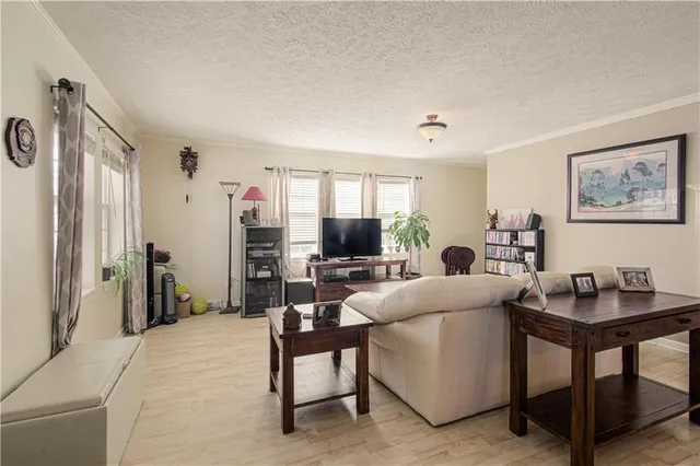 $320,000 | 3316 North 85 Place, Kansas City, KS 66109