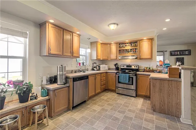 $320,000 | 3316 North 85 Place, Kansas City, KS 66109