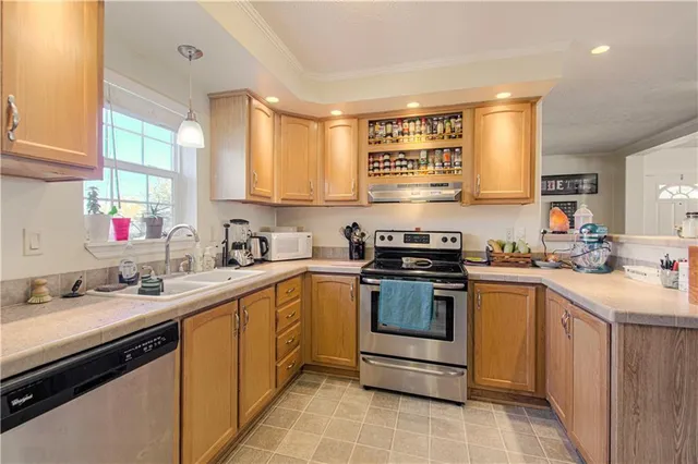 $320,000 | 3316 North 85 Place, Kansas City, KS 66109