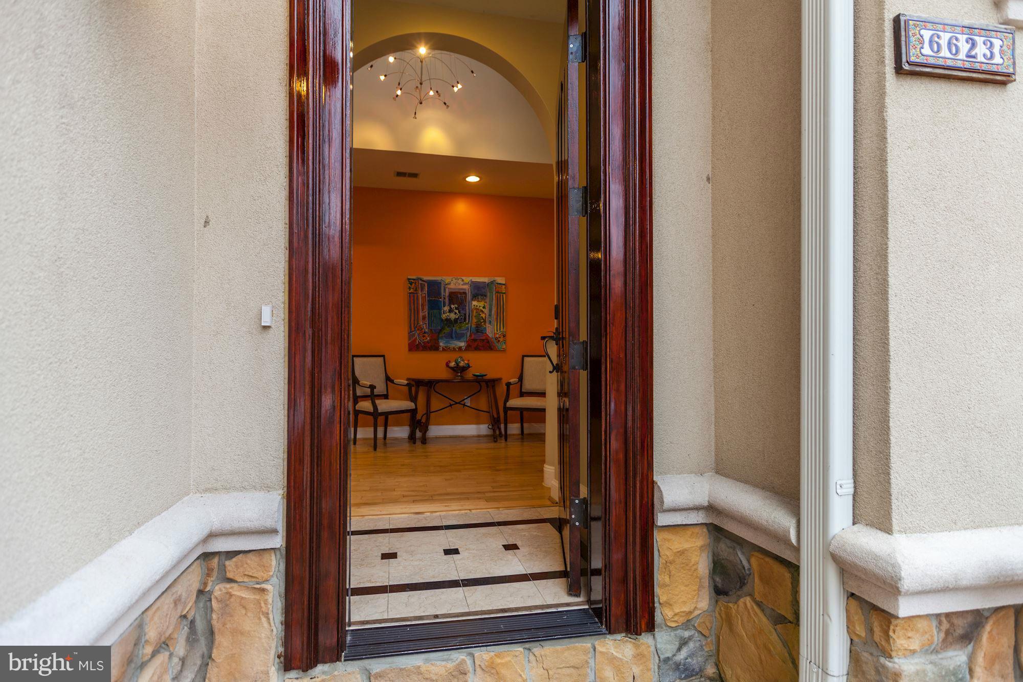 6623 Rannoch Road Bethesda, MD 20817 - Photo 2 of 30 Interior (General)