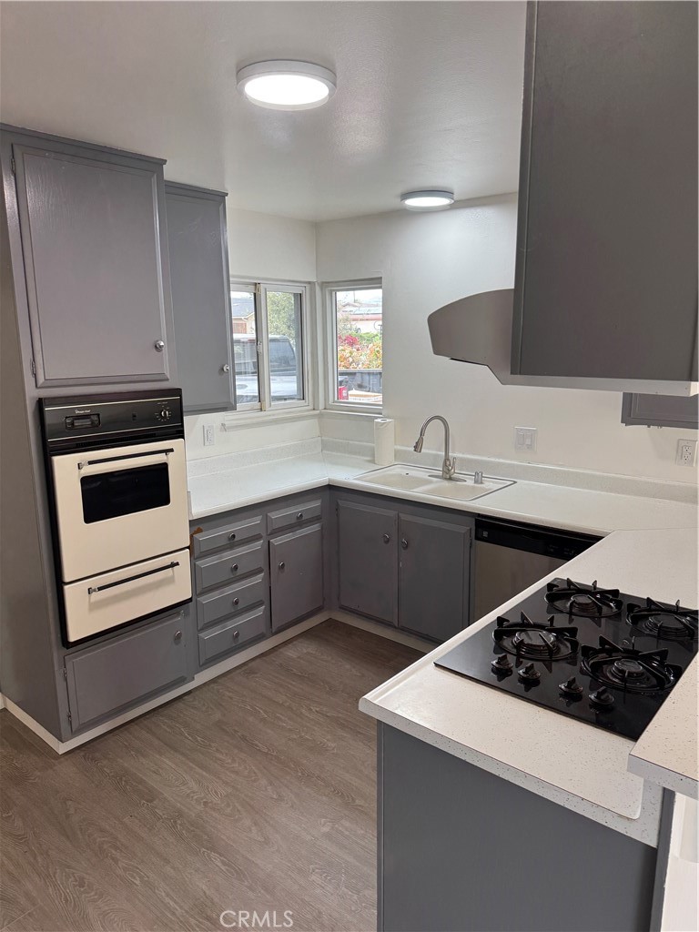 918 Decatur Avenue Ventura, CA 93004 - Photo 19 of 32