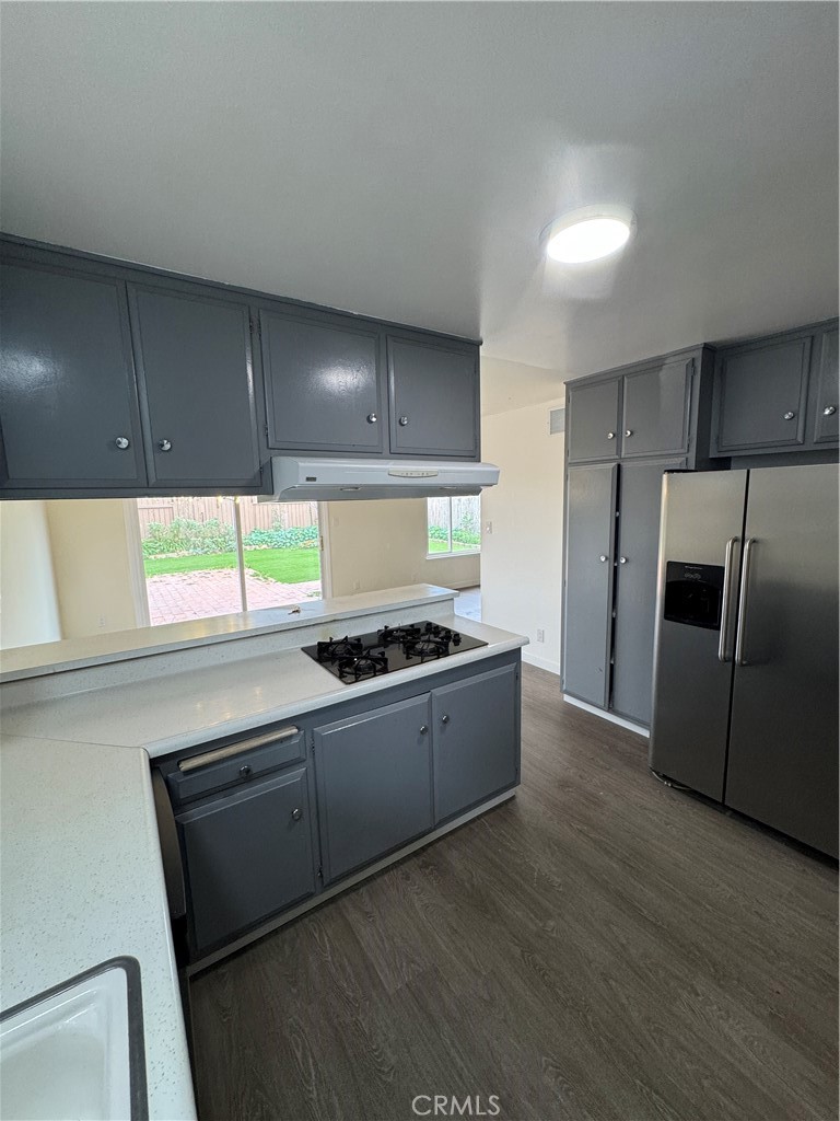 918 Decatur Avenue Ventura, CA 93004 - Photo 23 of 32