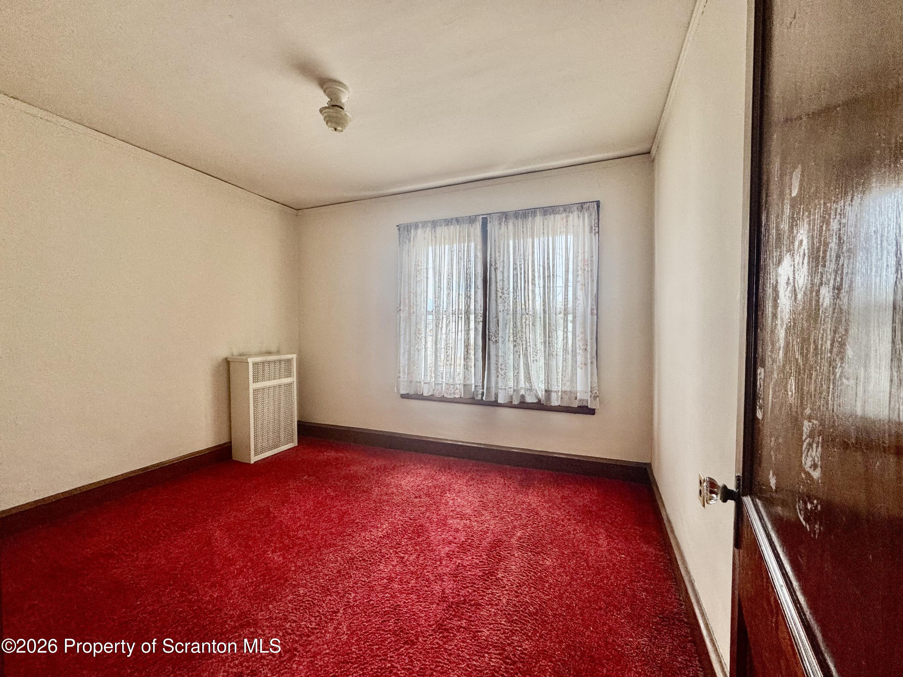 2120 Myrtle Street Scranton, PA 18510 - Photo 28 of 42 Bedroom 1