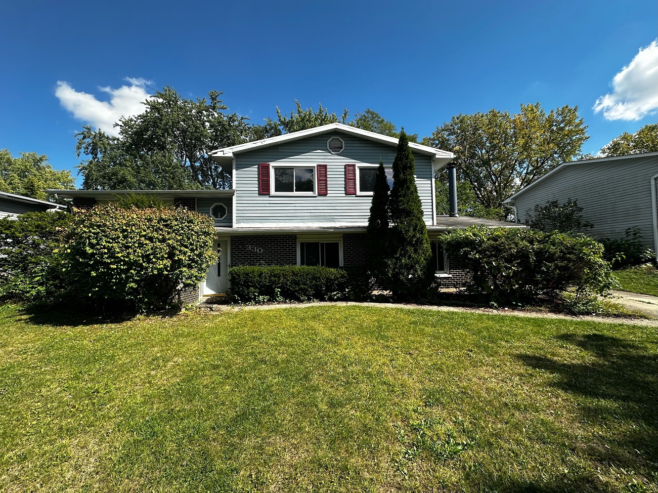 330 Ruth Circle Bolingbrook, IL 60440 - Photo 1 of 1 Gallery Image 1