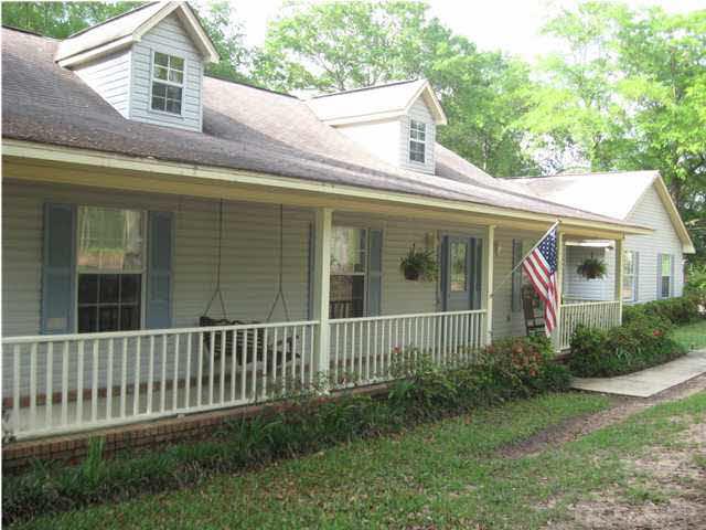 3381 Schifko Road Cantonment, FL 32533 - Photo 4 of 24