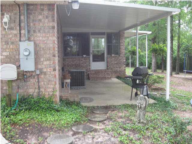 3381 Schifko Road Cantonment, FL 32533 - Photo 5 of 24
