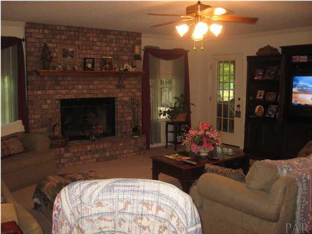 3381 Schifko Road Cantonment, FL 32533 - Photo 8 of 24