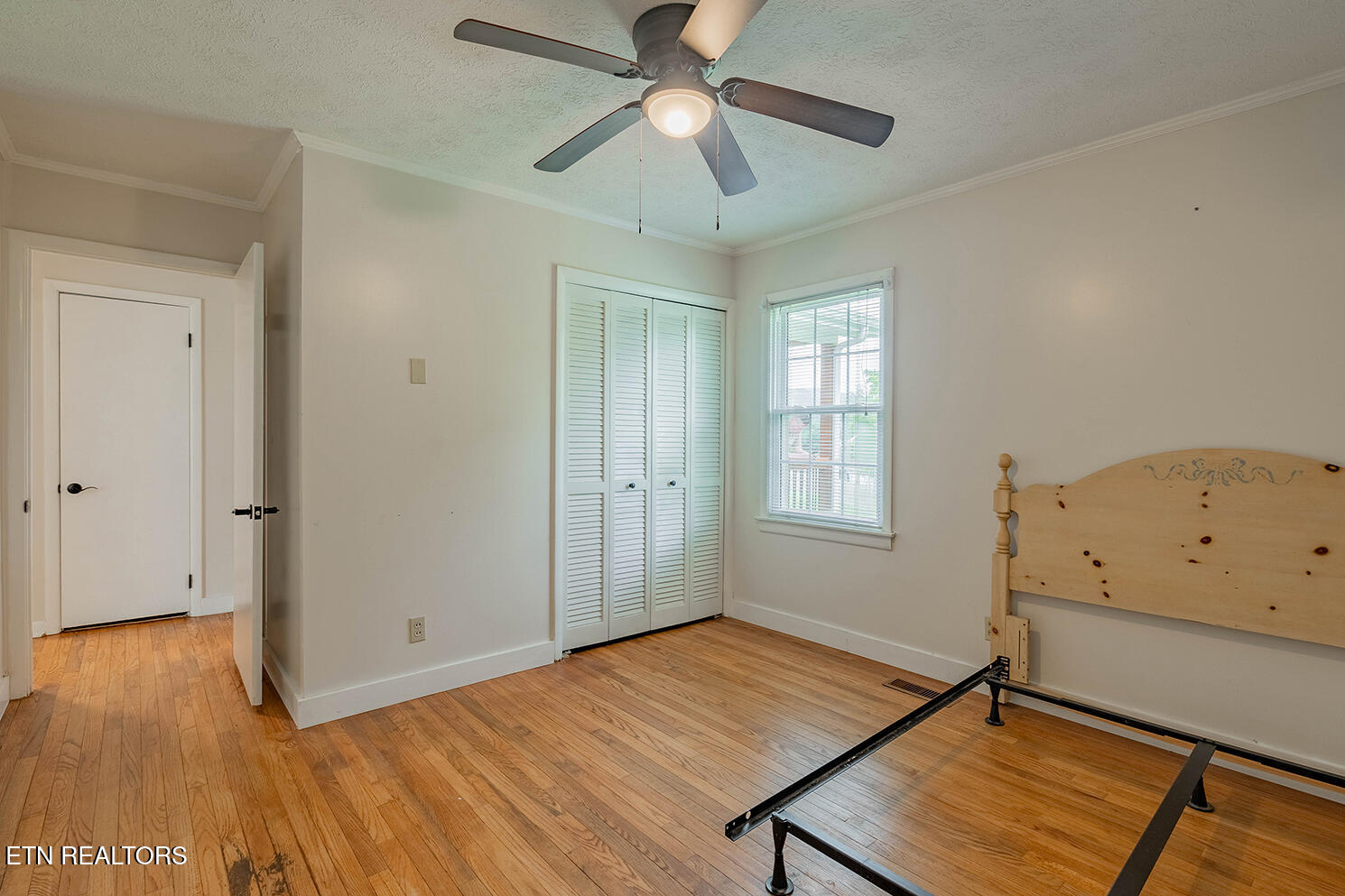 104 West Sheridan Place Oak Ridge, TN 37830 - Photo 11 of 19 A7301198-HDR