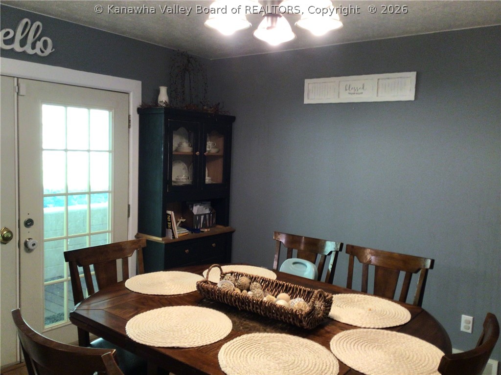 1469 Queen Road Clendenin, WV 25045 - Photo 21 of 45 Gallery Image 21