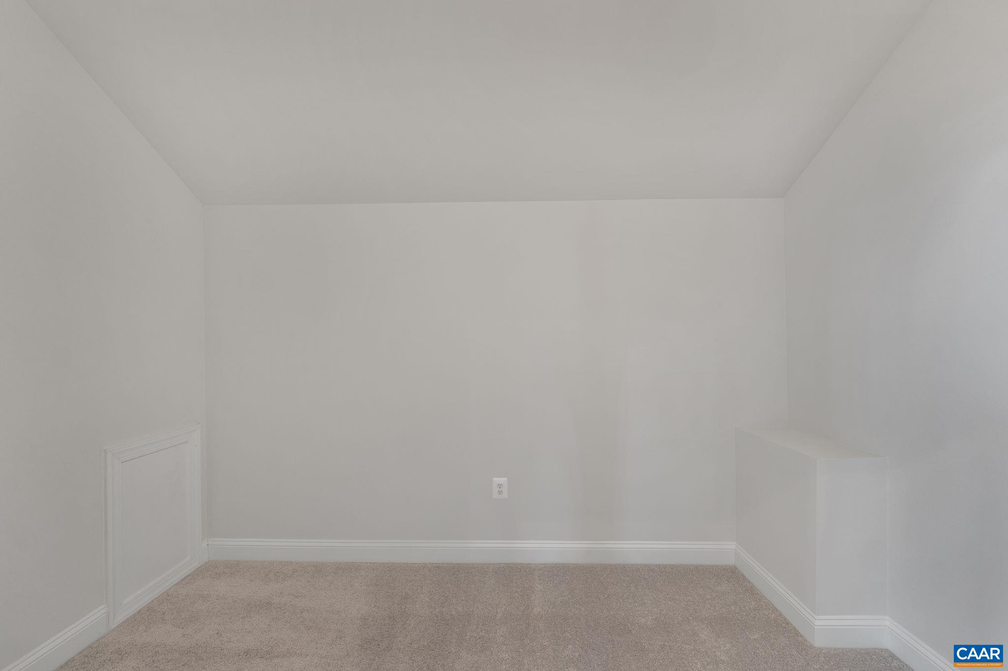 201 Ridgeline Drive Waynesboro, VA 22980 - Photo 43 of 45 a small space with a window