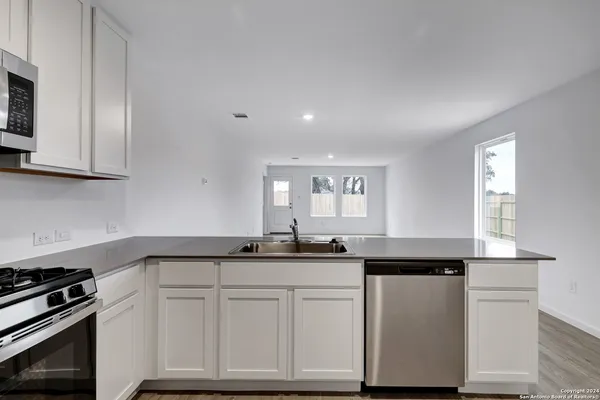 $1,625 | 9702 Durham Mill, San Antonio, TX 78254