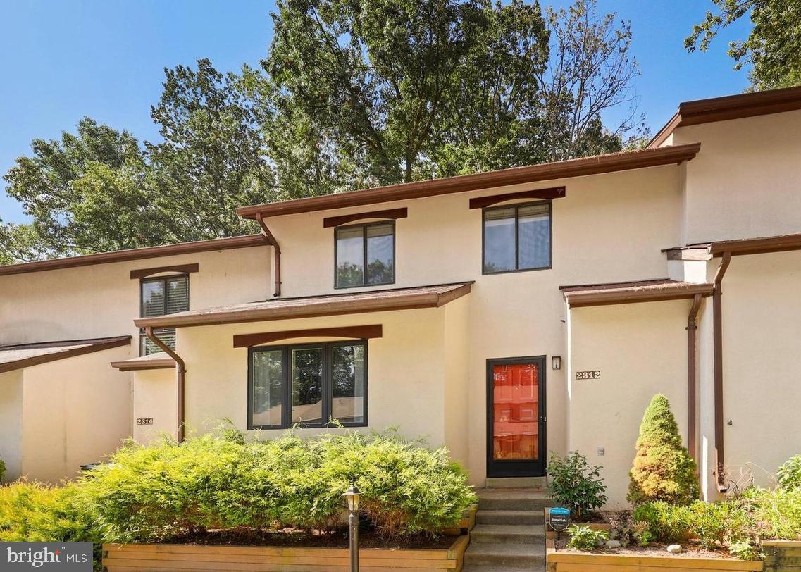 2312 Glade Bank Way Reston, VA 20191 - Photo 1 of 1 Gallery Image 1