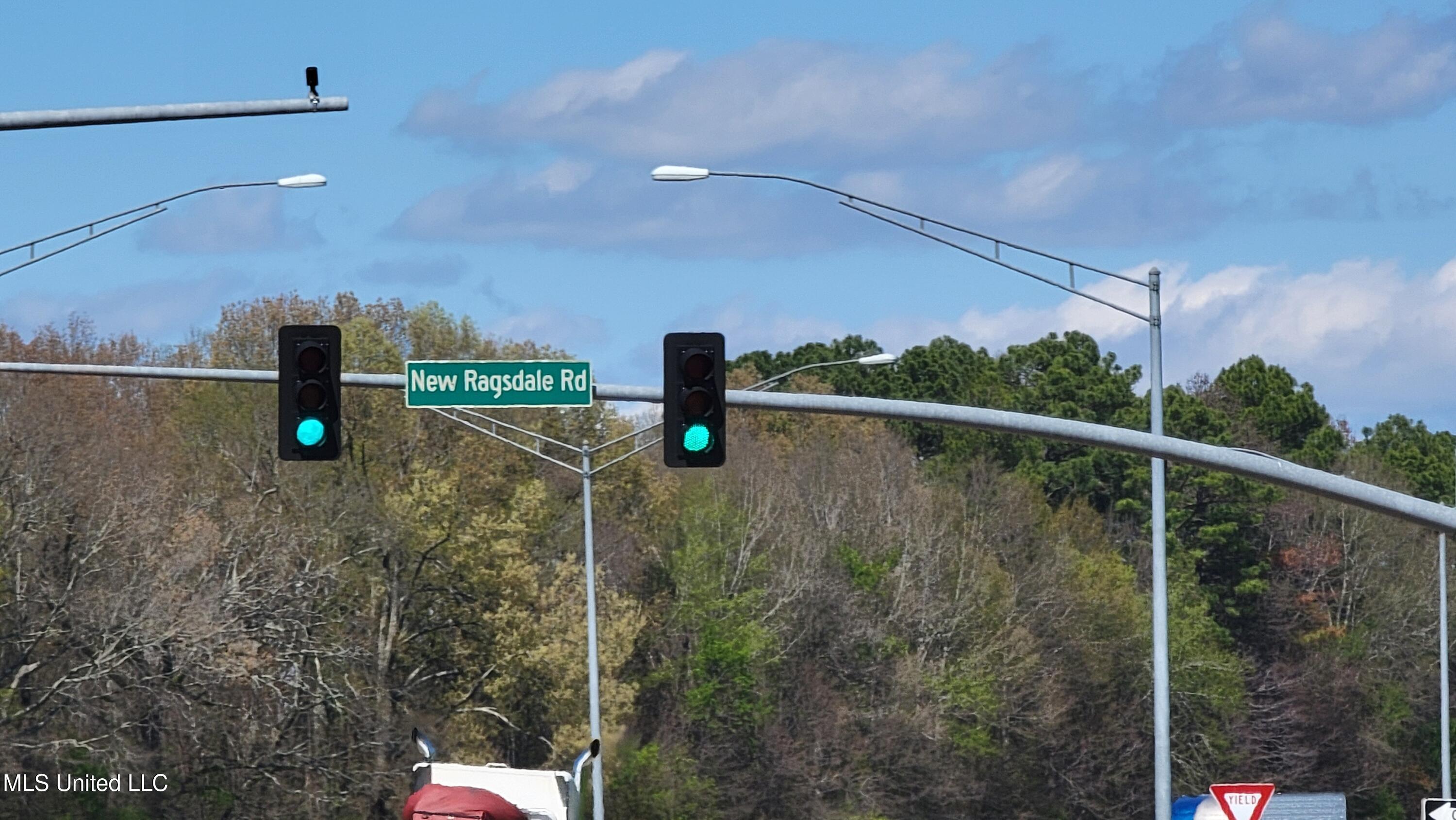 112 Cloverleaf Drive Madison, MS 39110 - Photo 4 of 5 20240318_135951
