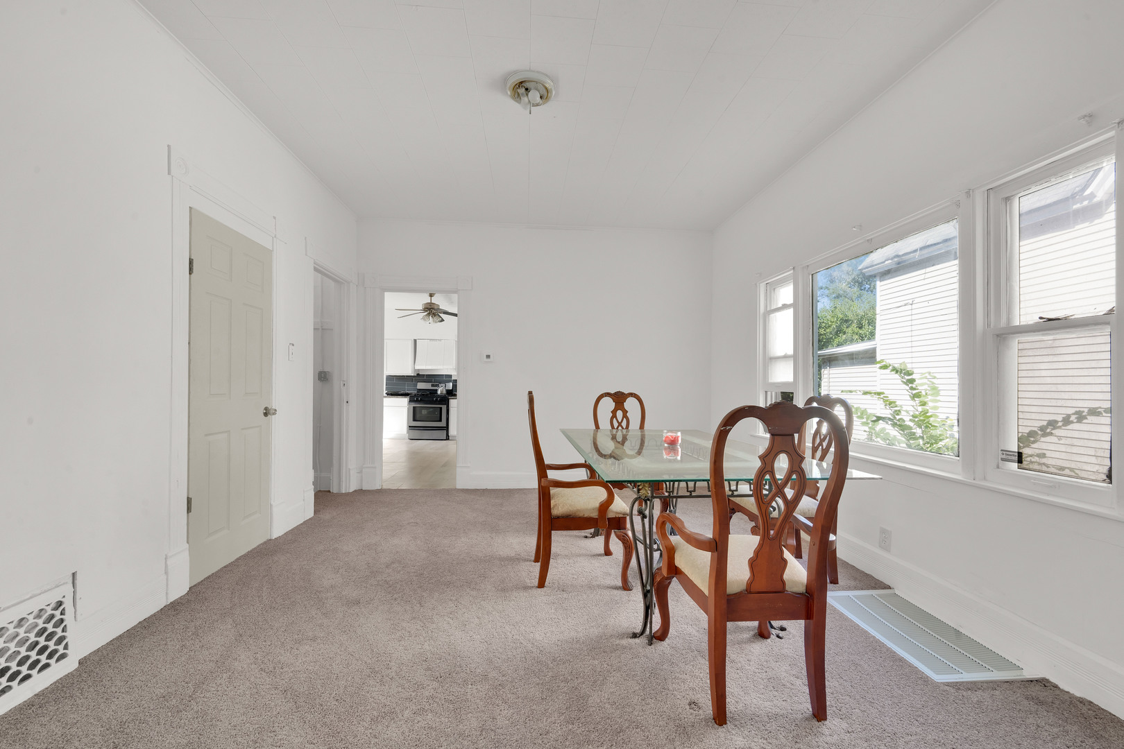 11548 South State Street Chicago, IL 60628 - Photo 5 of 22