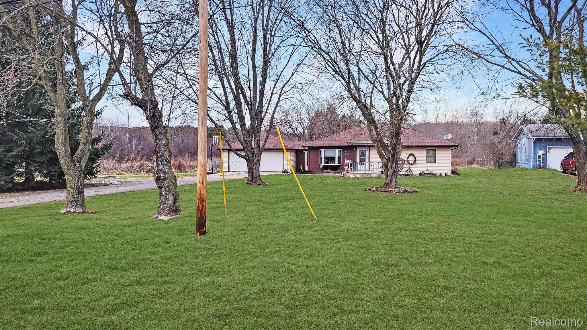 4095 East Carpenter Road Flint, MI 48506 - Photo 23 of 23 Gallery Image 23