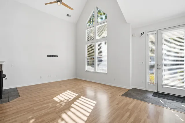 a view of livingroom with hardwood