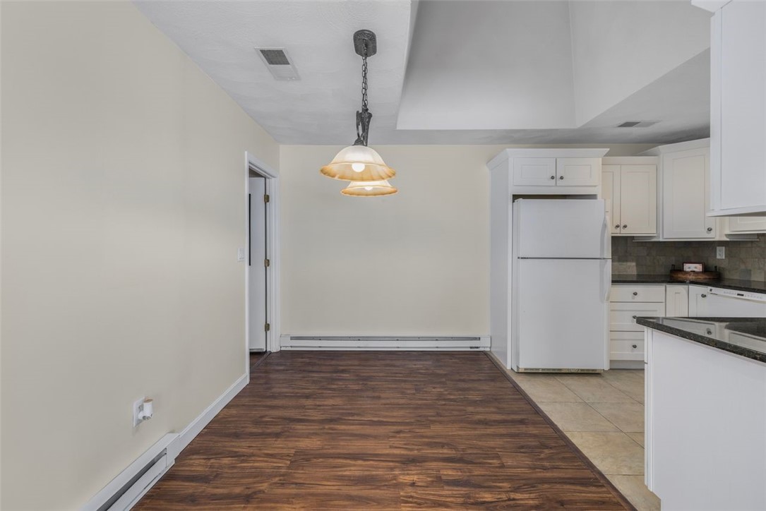 122 Edaville Court Warwick, RI 02886 - Photo 12 of 49
