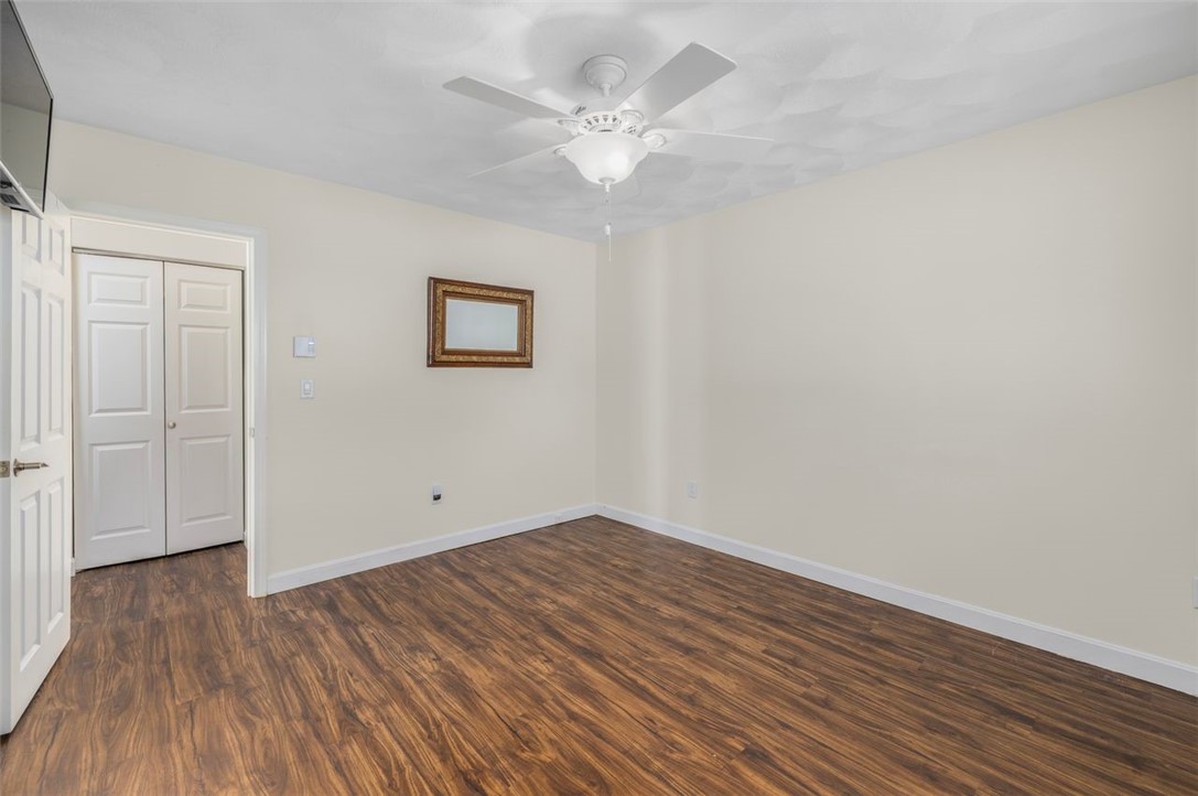 122 Edaville Court Warwick, RI 02886 - Photo 16 of 49 Primary bedroom