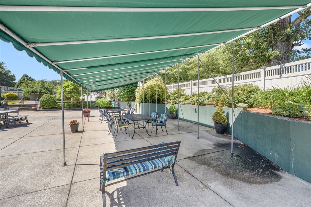 122 Edaville Court Warwick, RI 02886 - Photo 41 of 49 Pool area