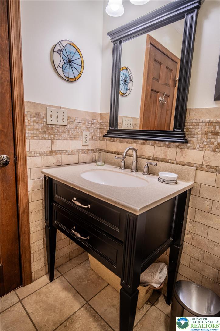 3522 Timber Lane Bethlehem, PA 18020 - Photo 31 of 47 Gallery Image 31