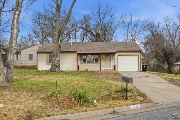$139,900 | 3545 Southwest Devon Avenue, Topeka, KS 66611