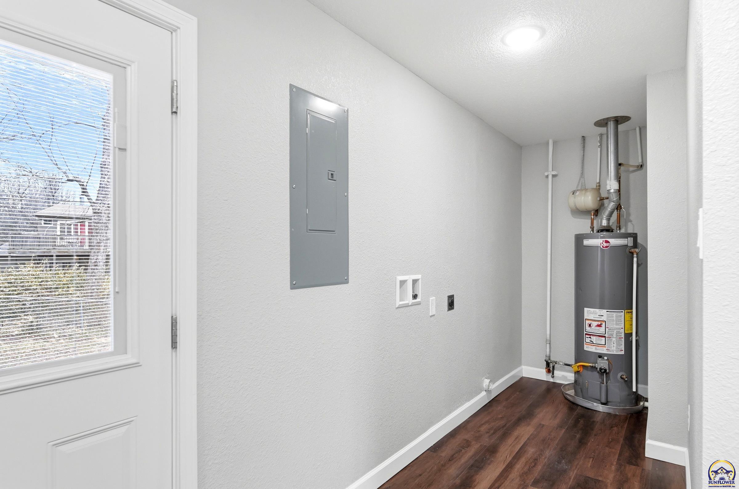 3545 Southwest Devon Avenue Topeka, KS 66611 - Photo 14 of 18