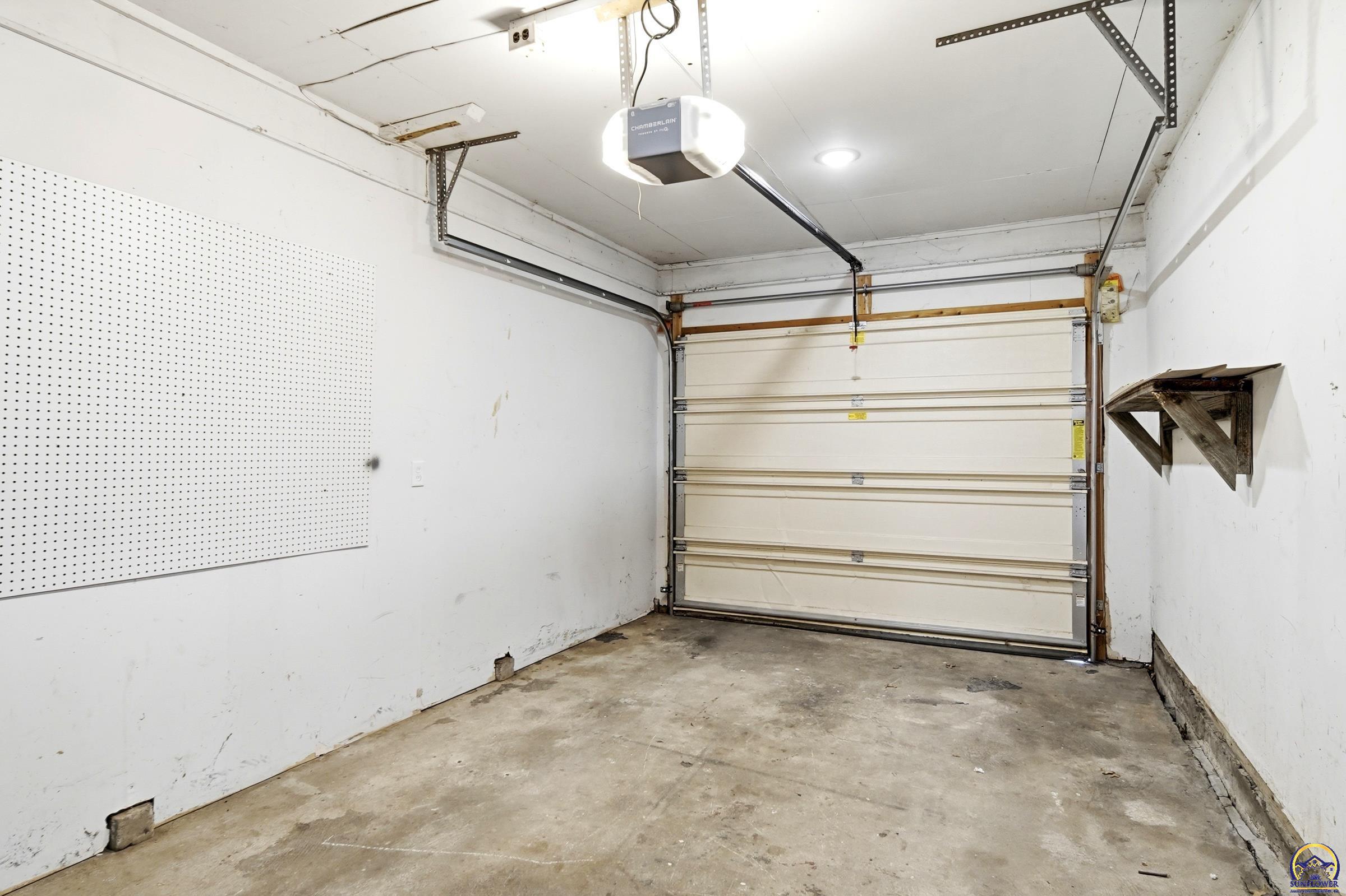 3545 Southwest Devon Avenue Topeka, KS 66611 - Photo 15 of 18