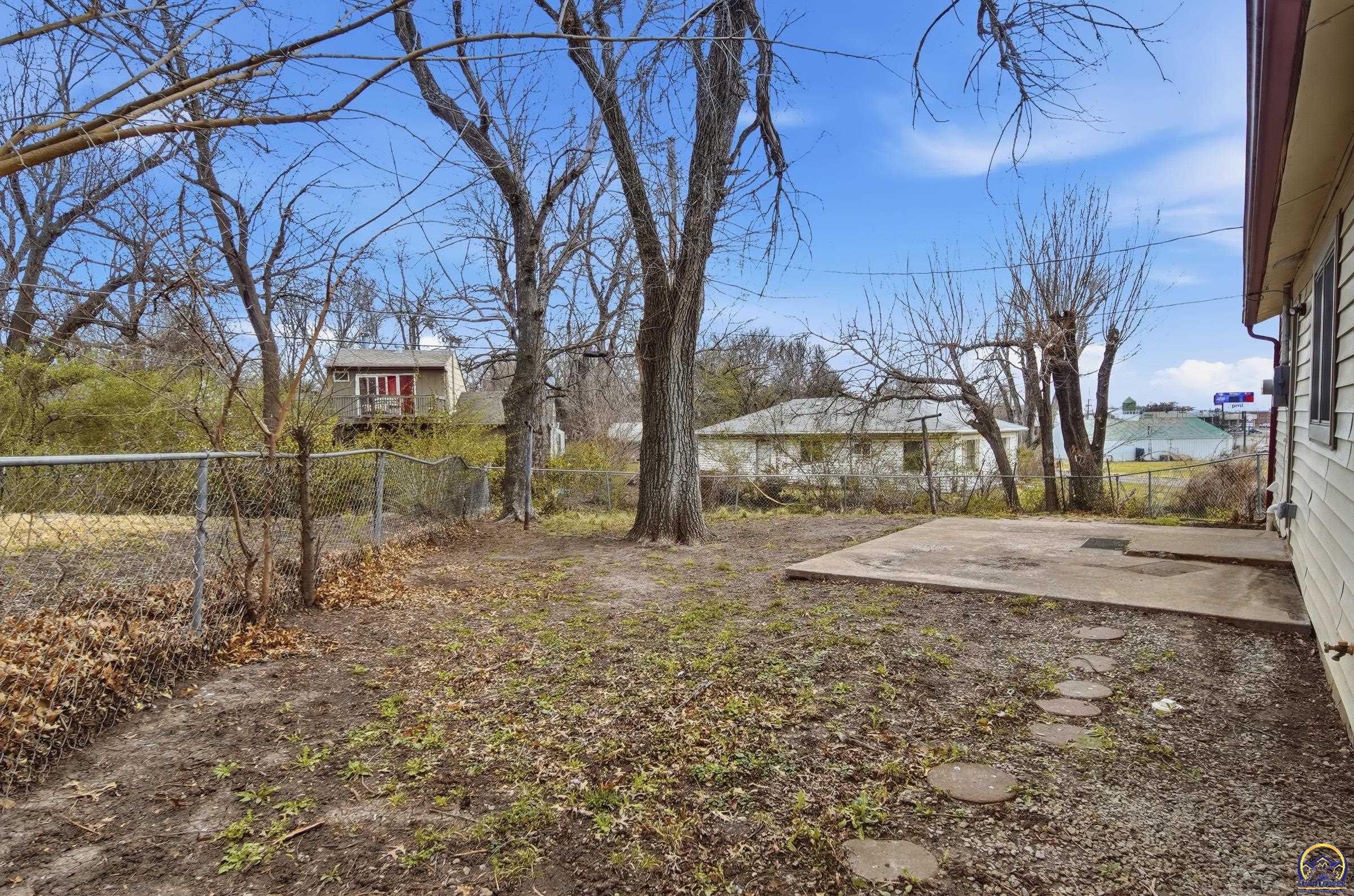 3545 Southwest Devon Avenue Topeka, KS 66611 - Photo 16 of 18