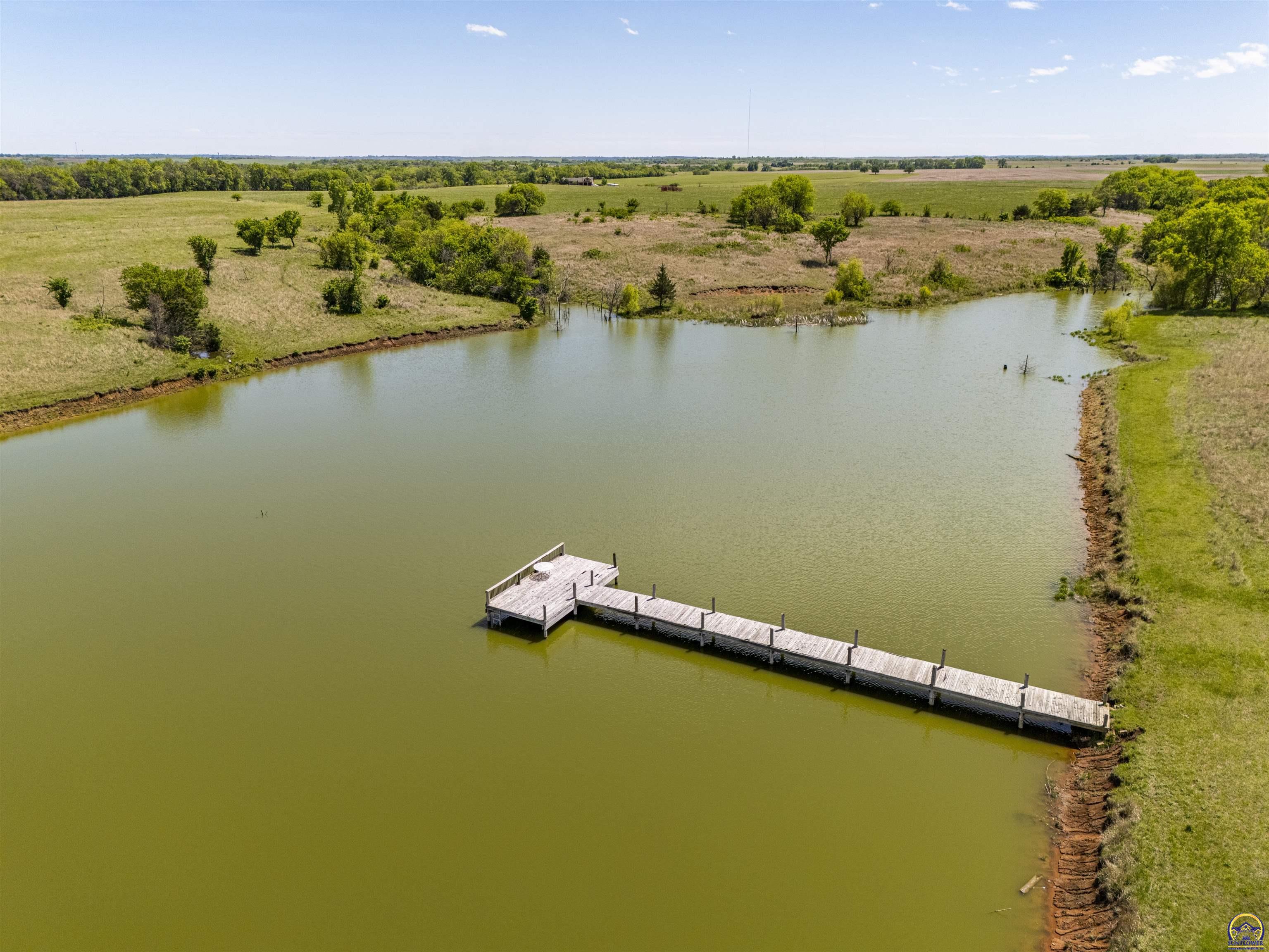 2026 Northwest Douglas Road Topeka, KS 66615 - Photo 29 of 94