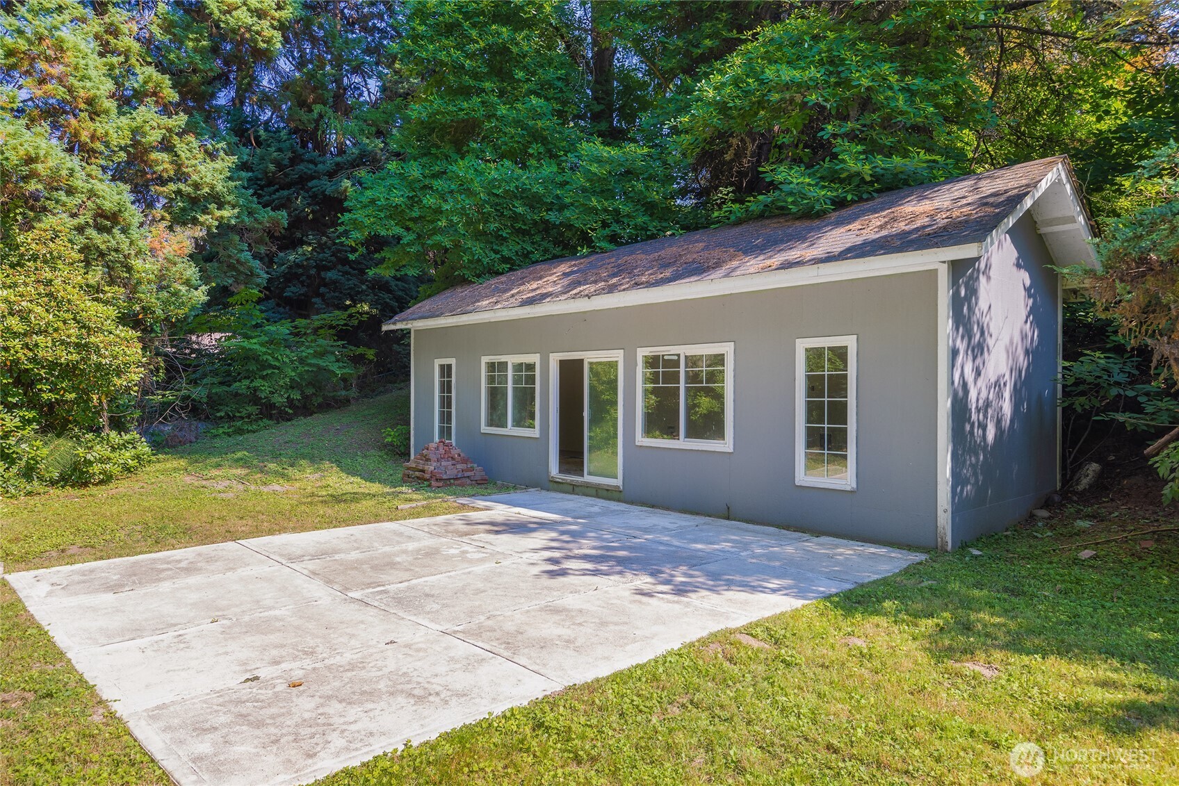 12653 Avondale Road Northeast Redmond, WA 98052 - Photo 25 of 28