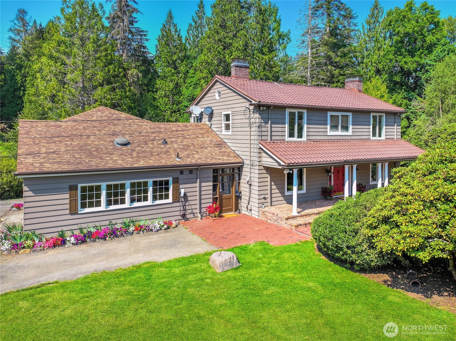 12653 Avondale Road Northeast Redmond, WA 98052 - Photo 3 of 28