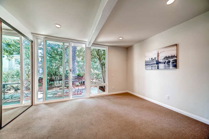 2327 Caringa Way, Unit 4 Carlsbad, CA 92009 - Photo 18 of 25