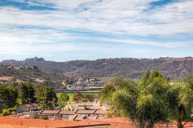 2327 Caringa Way, Unit 4 Carlsbad, CA 92009 - Photo 21 of 25