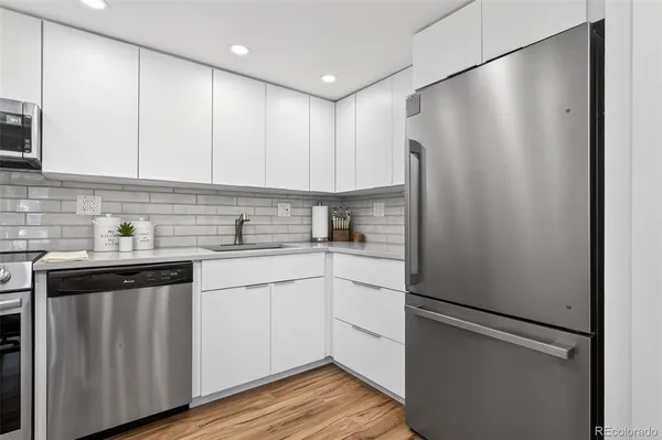 $315,000 | 9690 Brentwood Way, Unit 207, Broomfield, CO 80021