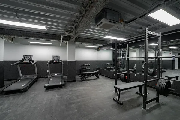 $2,000 | 253 Academy Street, Unit 207, Jersey City, NJ 07306