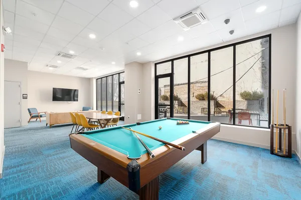 $2,000 | 253 Academy Street, Unit 207, Jersey City, NJ 07306