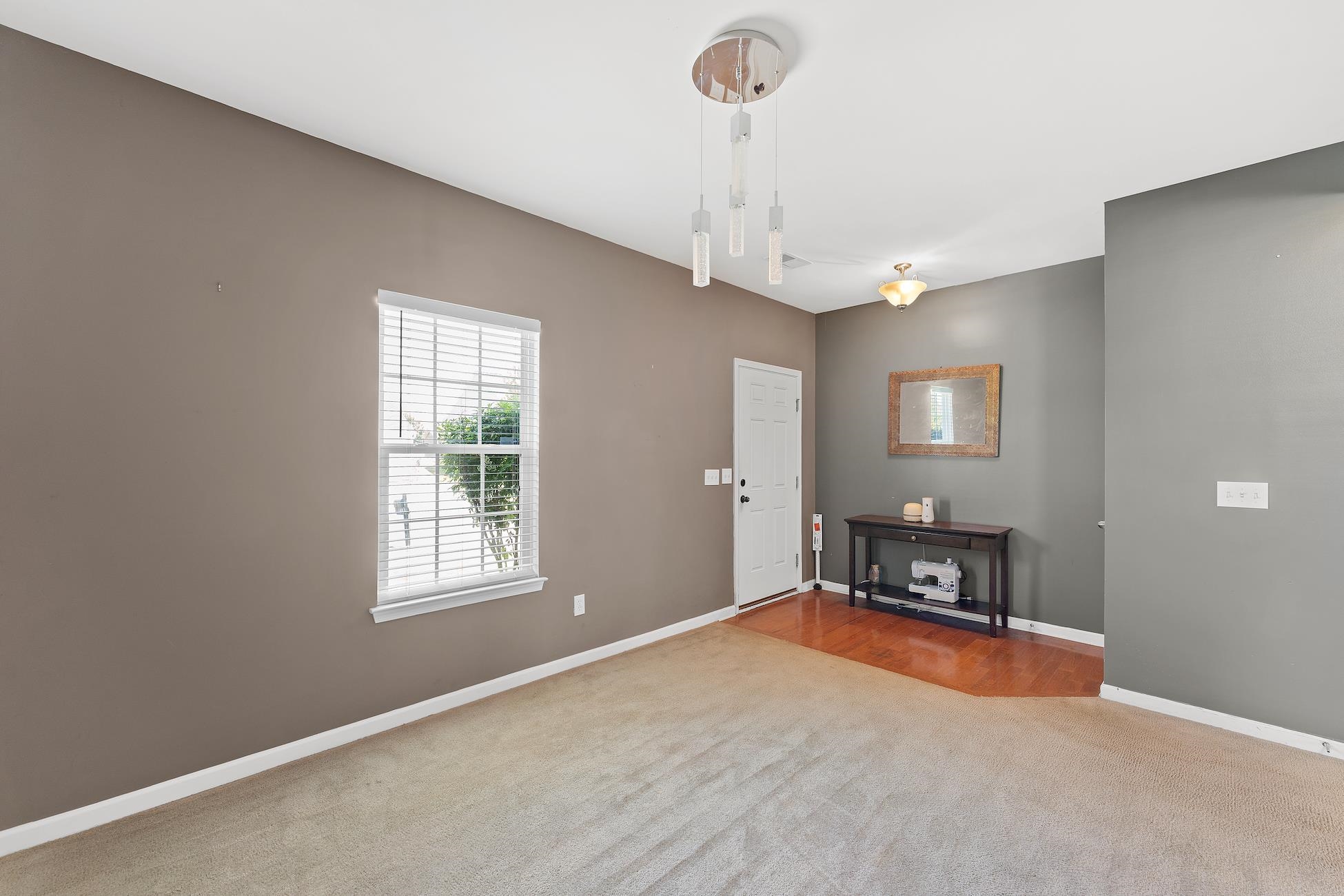 408 Sweeny Court Boiling Springs, SC 29316 - Photo 3 of 23