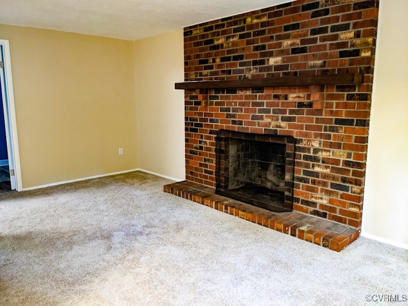 4600 Painted Post Lane Midlothian, VA 23112 - Photo 5 of 50 a living room with a fireplace