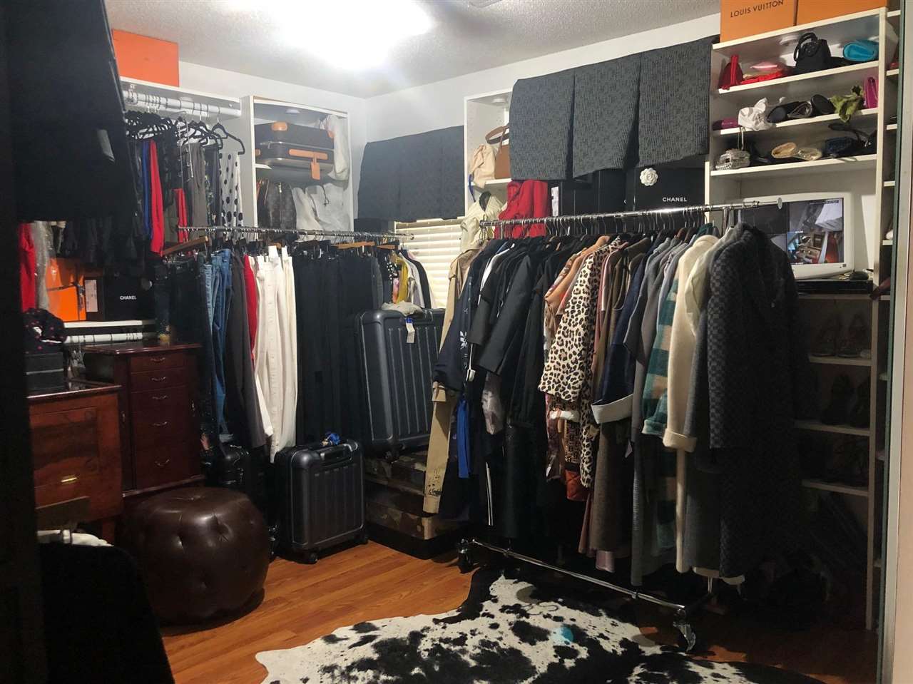 9114 Raspberry Lane Cordova, TN 38016 - Photo 10 of 22 a walk in closet