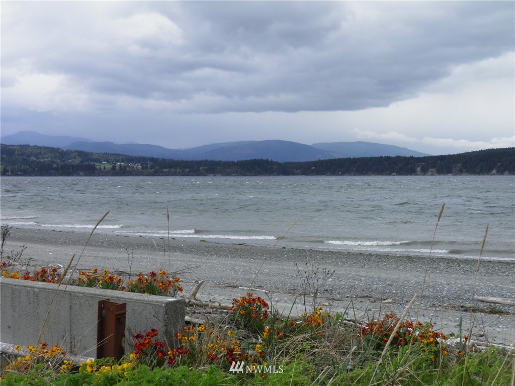 7 Beckett Point Rd Port Port Townsend, WA 98368 - Photo 4 of 23 Gallery Image 4