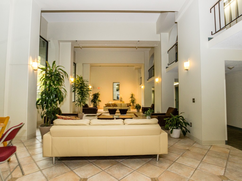 1731 Beacon Street, Unit 910 Brookline, MA 02445 - Photo 19 of 22