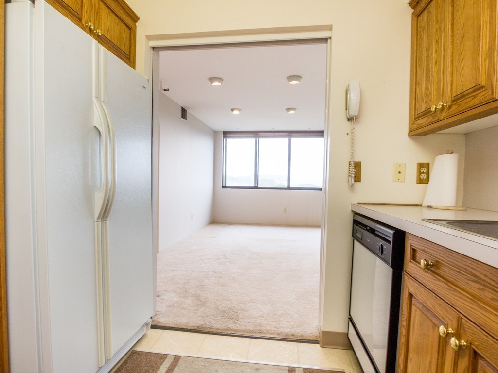 1731 Beacon Street, Unit 910 Brookline, MA 02445 - Photo 7 of 22