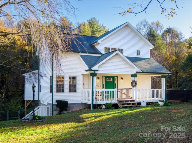 $350,000 | 488 Oleta Road, Hendersonville, NC 28792