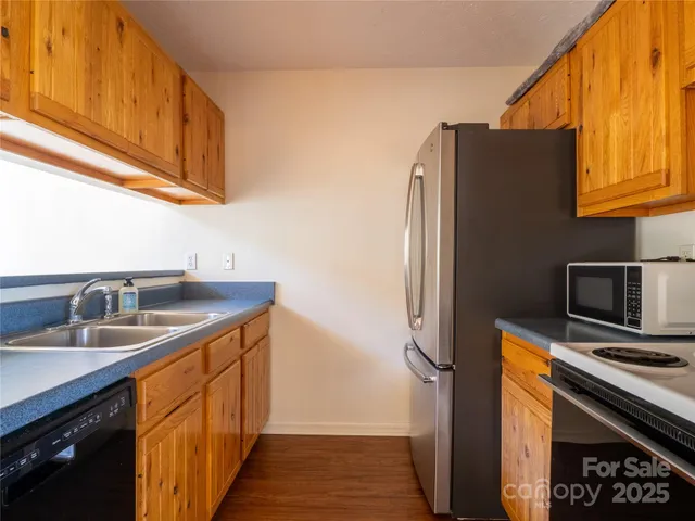 $350,000 | 488 Oleta Road, Hendersonville, NC 28792