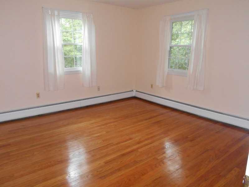 19 Appletown Road Smithfield, RI 02828 - Photo 16 of 18 Bedroom.