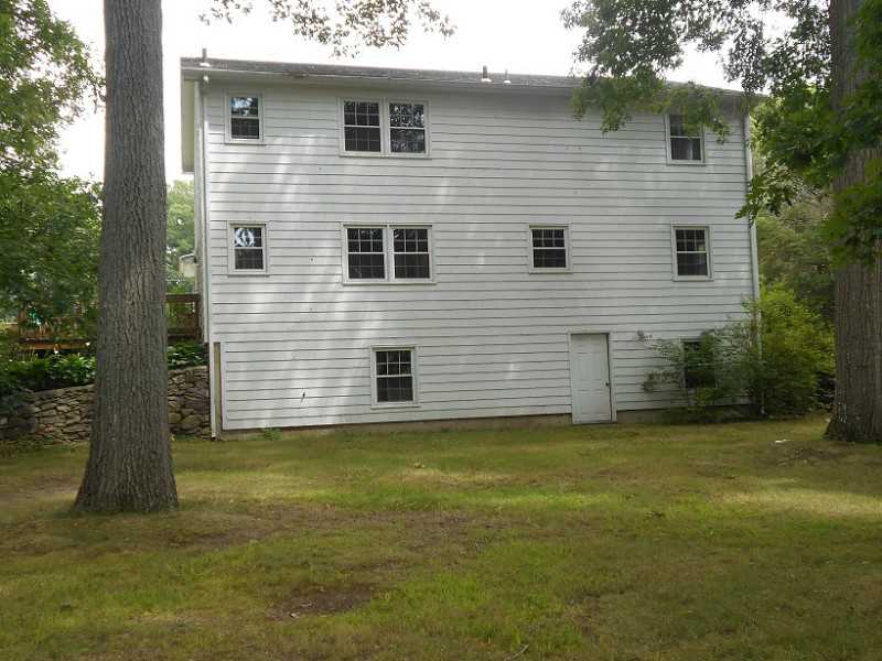 19 Appletown Road Smithfield, RI 02828 - Photo 3 of 18 Exterior Back.