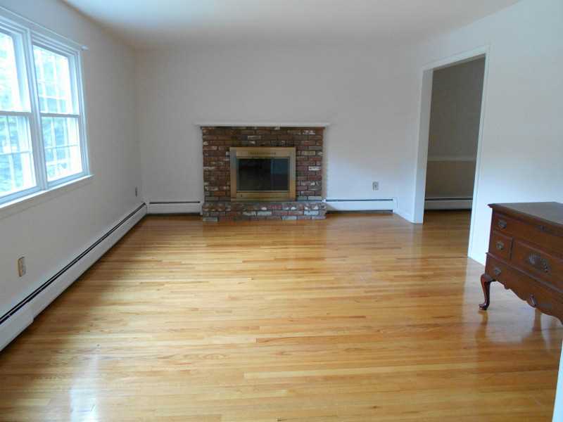 19 Appletown Road Smithfield, RI 02828 - Photo 9 of 18 Living Room.
