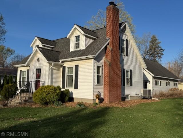 308 Pine Street Pepin, WI 54759 - Photo 2 of 23