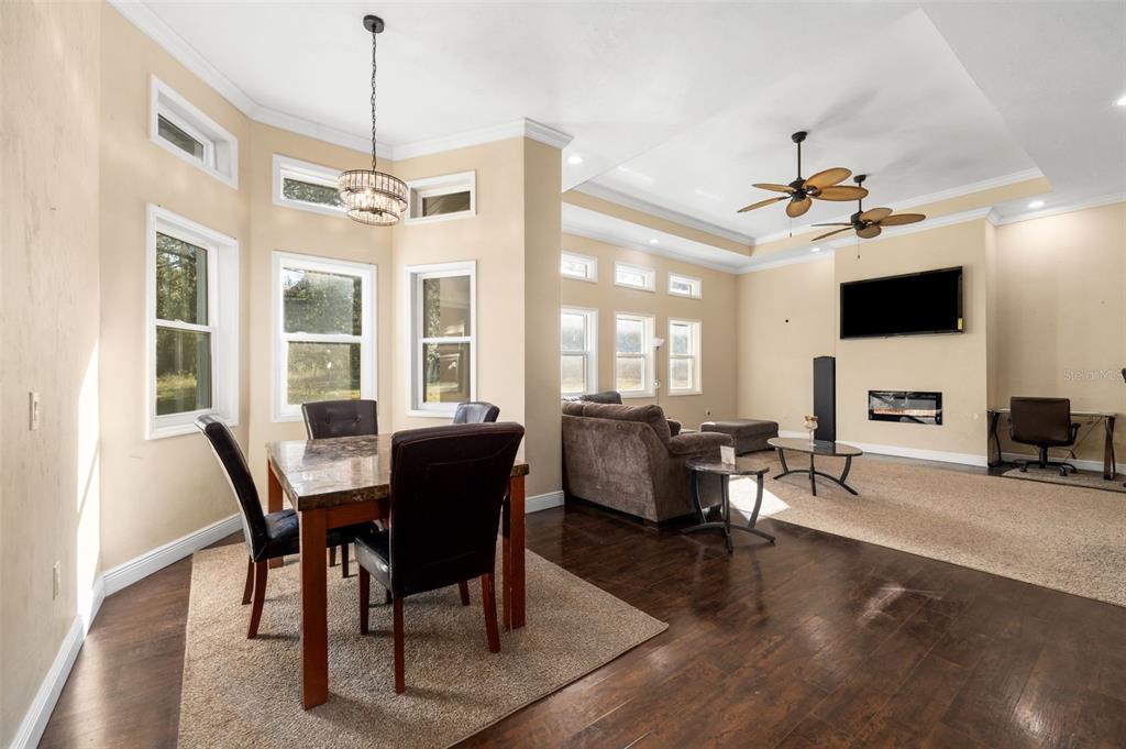 16635 Southwest 139th Avenue Archer, FL 32618 - Photo 6 of 48 a view of a livingroom and dining room